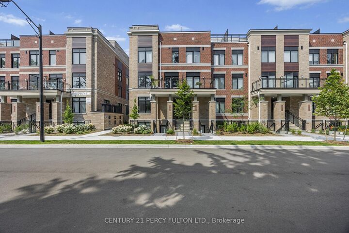 Property Photo:  58 Elizabeth Street S 2208  ON L4C 5W2 