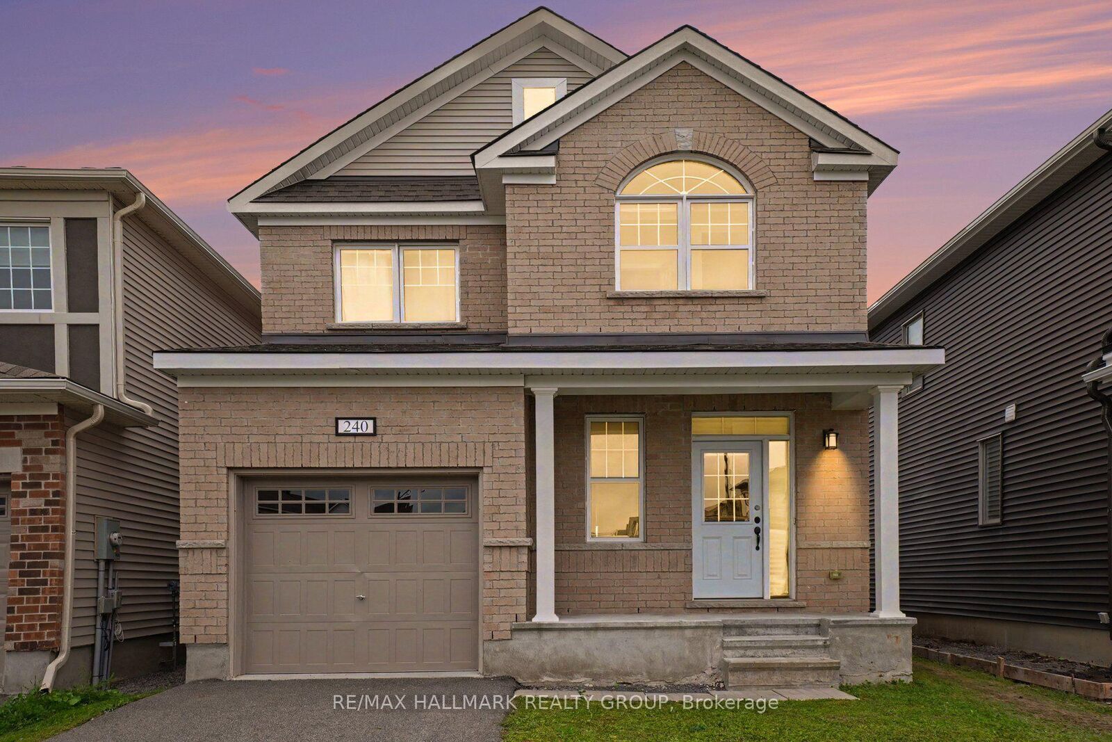 Property Photo:  240 Sweetvalley Drive  ON K4A 5J1 