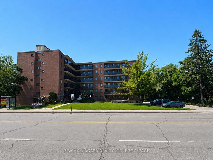 Property Photo: 550 King Street 605 ON L4R 3N1