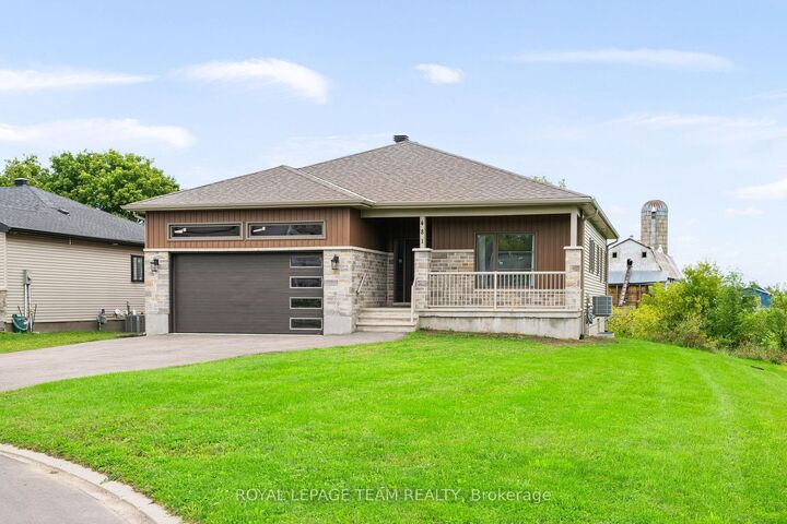 Property Photo:  481 Lancaster Lane  ON K0C 2K0 