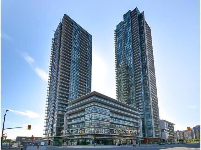 Property Photo:  4070 Confederation Parkway 4201  ON L5B 0E9 