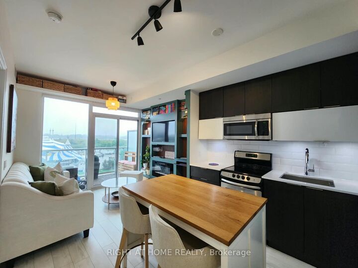 Property Photo:  56 Annie Craig Drive 608  ON M8V 0C8 