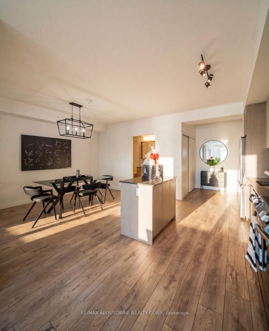 Property Photo:  133 Bronte Road B0614  ON L6L 3C1 