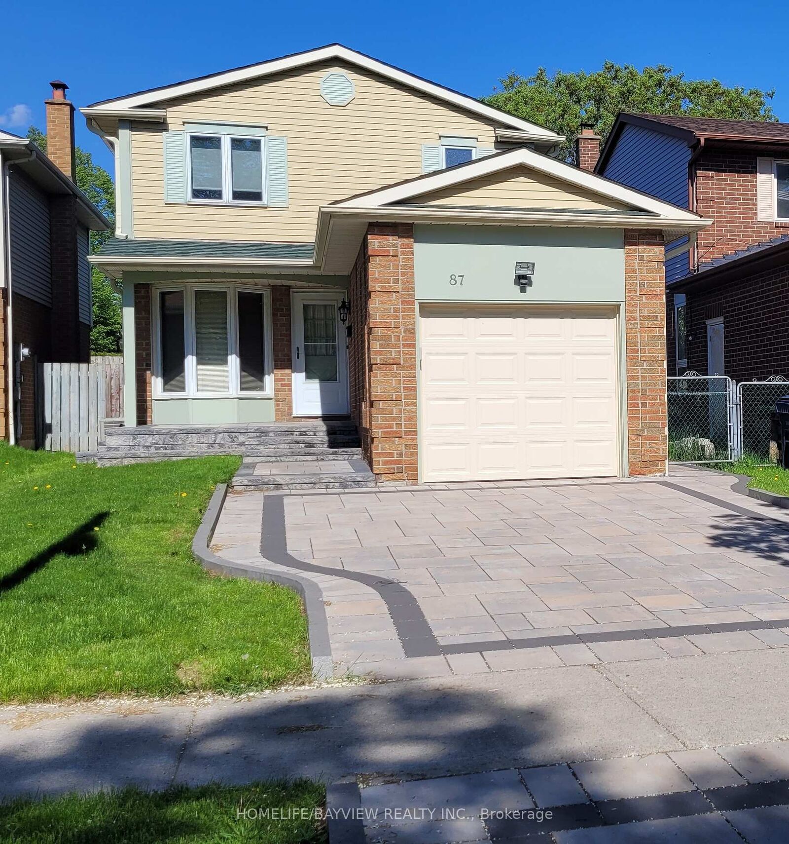 Property Photo: 87 Moorehouse Drive ON M1V 2E2