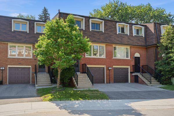 Property Photo:  29 Silver Shadow Path  ON M9C 4Y2 