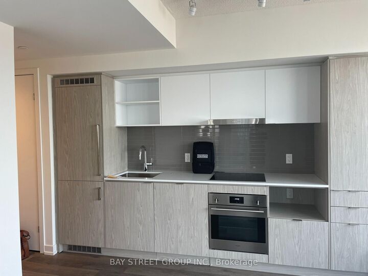 Property Photo:  55 Cooper Street 2905  ON M5E 0G1 