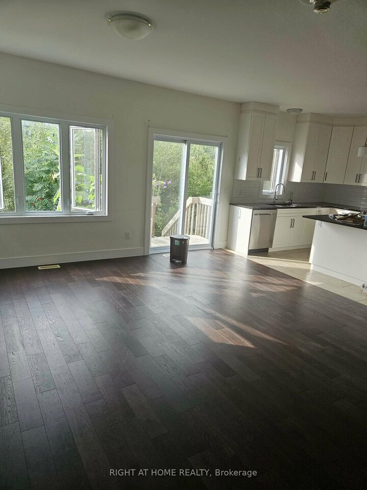 Property Photo:  15 Livya Street  ON K0A 2M0 