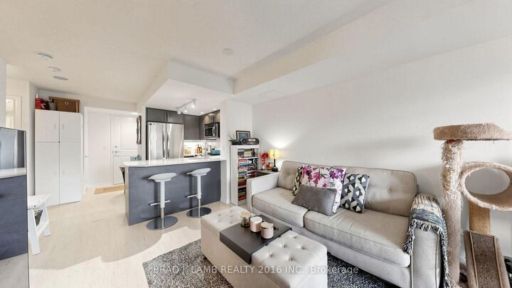 Property Photo:  65 East Liberty Street 414  ON M6K 3R2 