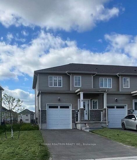 Property Photo:  35 Lincoln Drive  ON K8N 0T7 