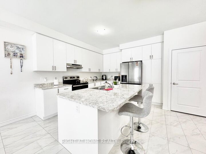 Property Photo:  79 Calypso Avenue  ON L9X 2C5 