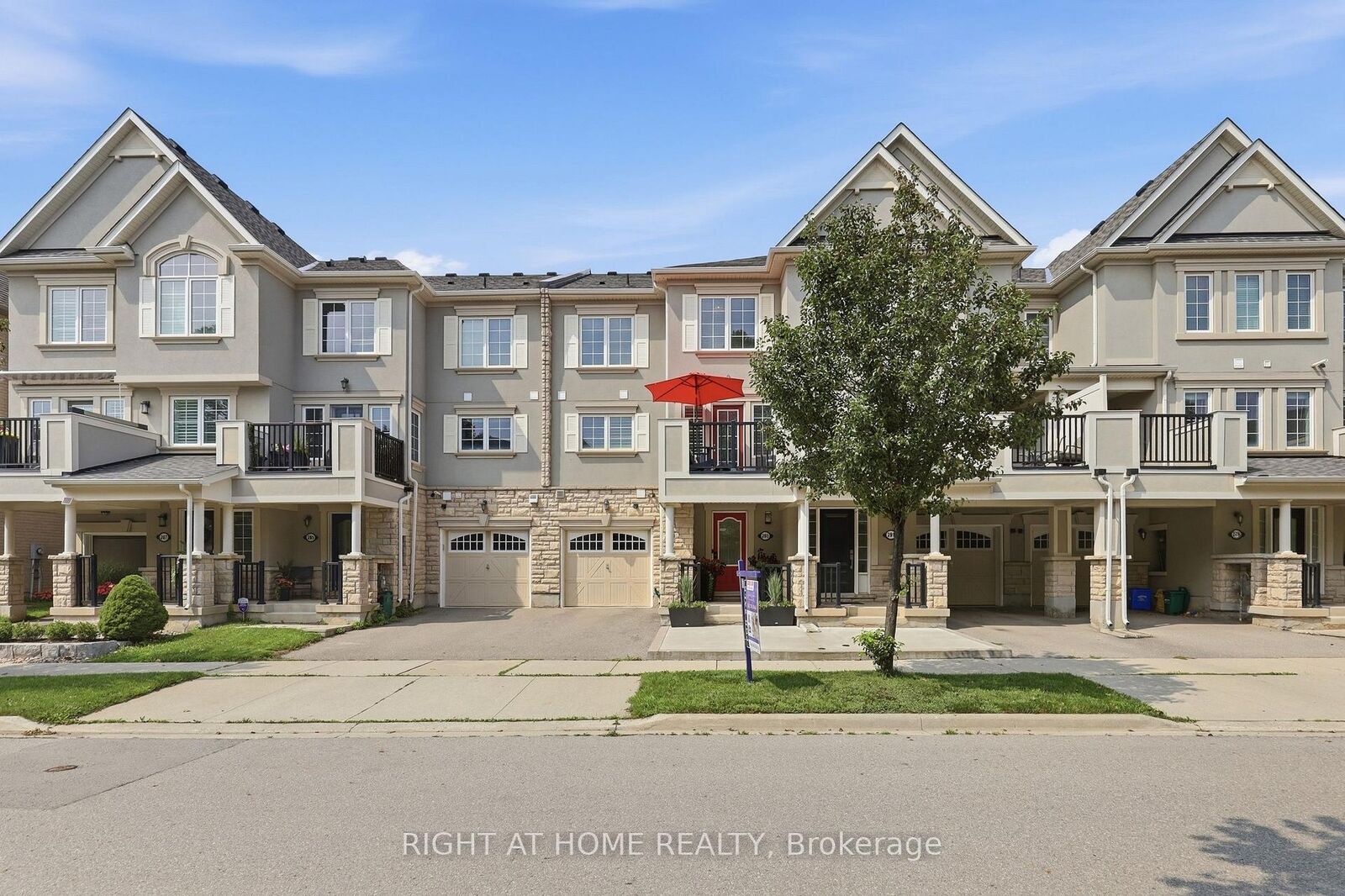 Property Photo:  283 Ellen Davidson Drive  ON L6M 0V6 
