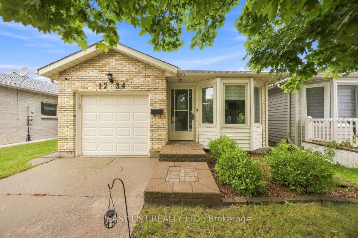 Property Photo:  1234 Thistledown Avenue  ON N7S 5A9 