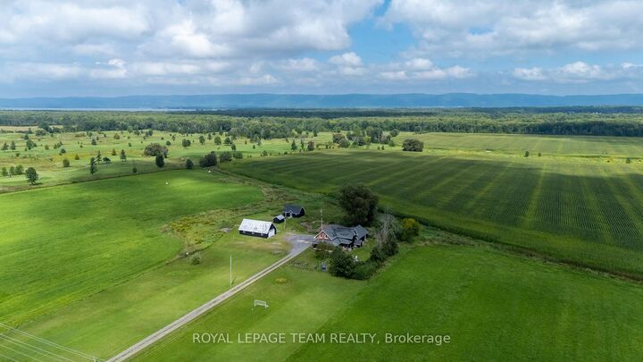 Property Photo:  3570 Dunrobin Road  ON K0A 3M0 