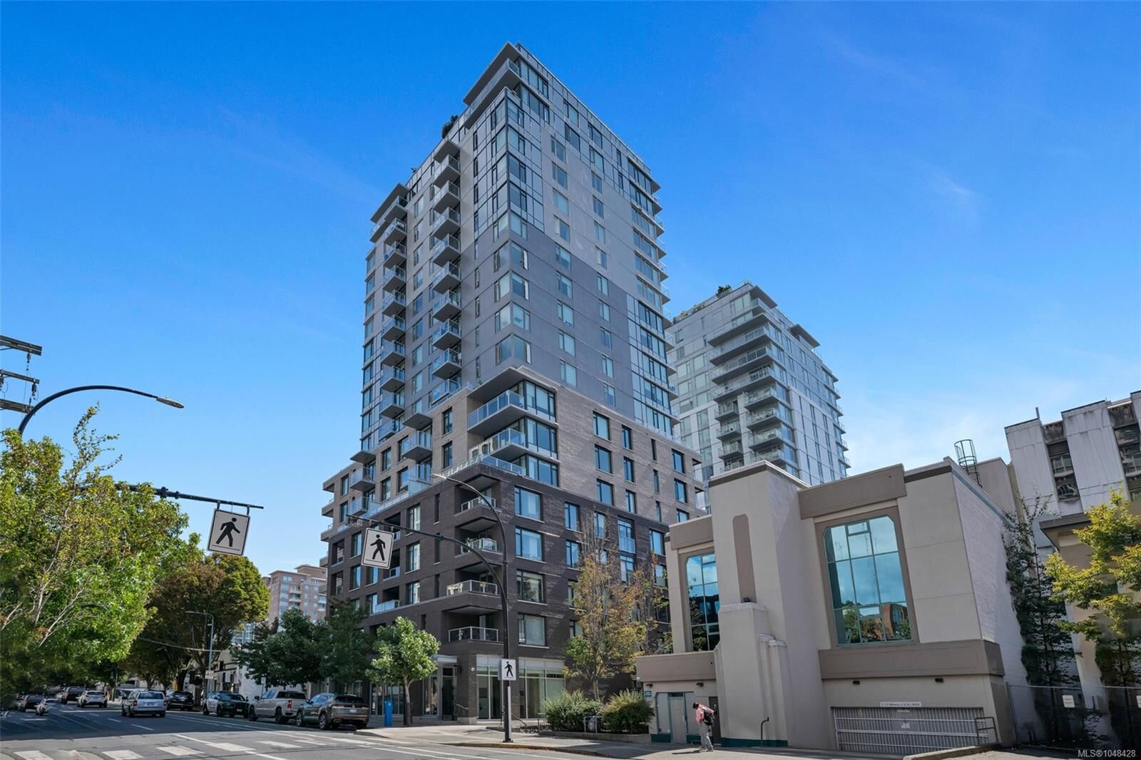 Property Photo:  845 Johnson St #707  BC V8W 0G3 