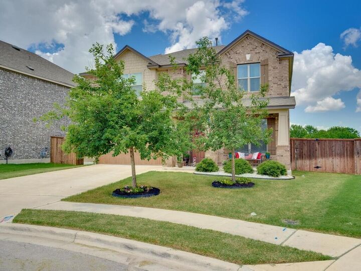 Property Photo:  1304 Decatur Court  TX 78641 