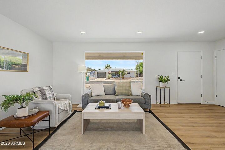 Property Photo: 5325 E Des Moines Street AZ 85205