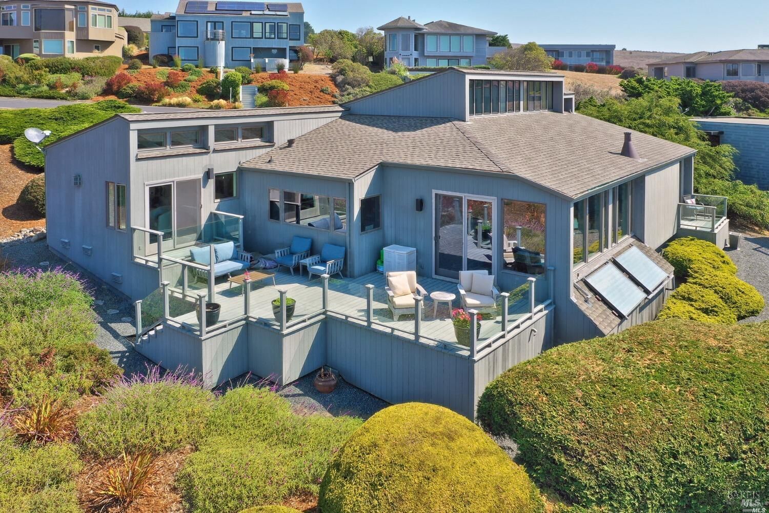 Property Photo:  1583 Sea Way  CA 94923 