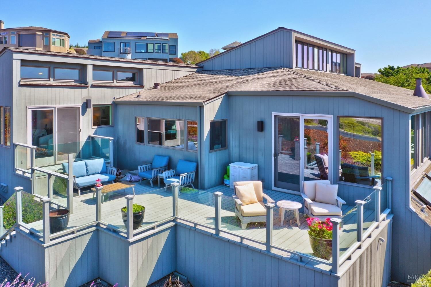 Property Photo:  1583 Sea Way  CA 94923 
