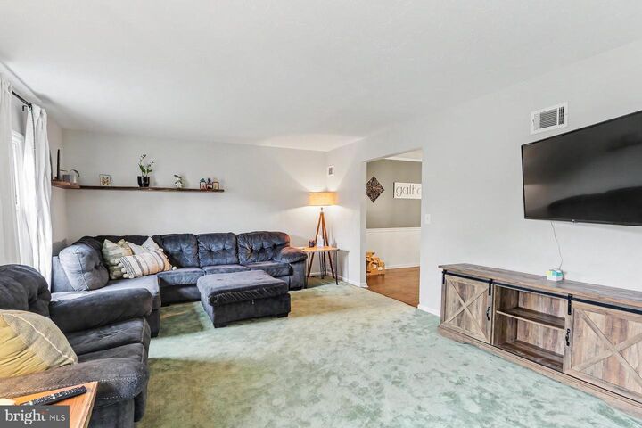 Property Photo: 401 Greenfield Drive PA 17042