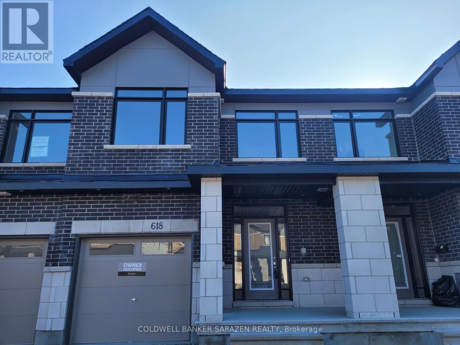Property Photo:  618 Rathburn Lane  ON K1T 0V7 