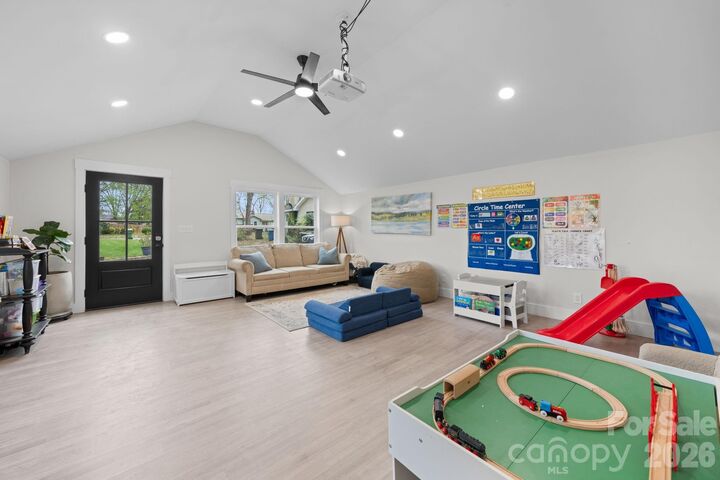 Property Photo: 95 18th Avenue NW NC 28601