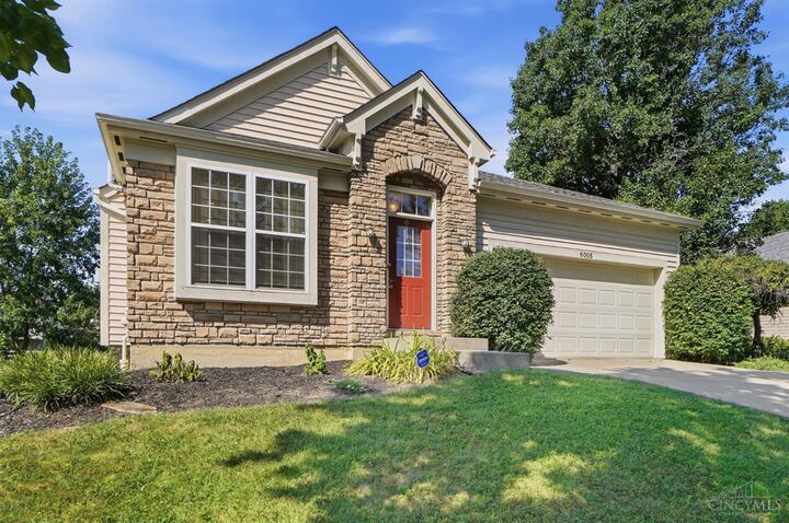 Property Photo: 6005 Hidden Oaks Court OH 45039