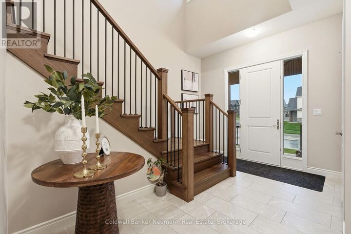 Property Photo:  162 Harrison Street  ON N0B 1S0 