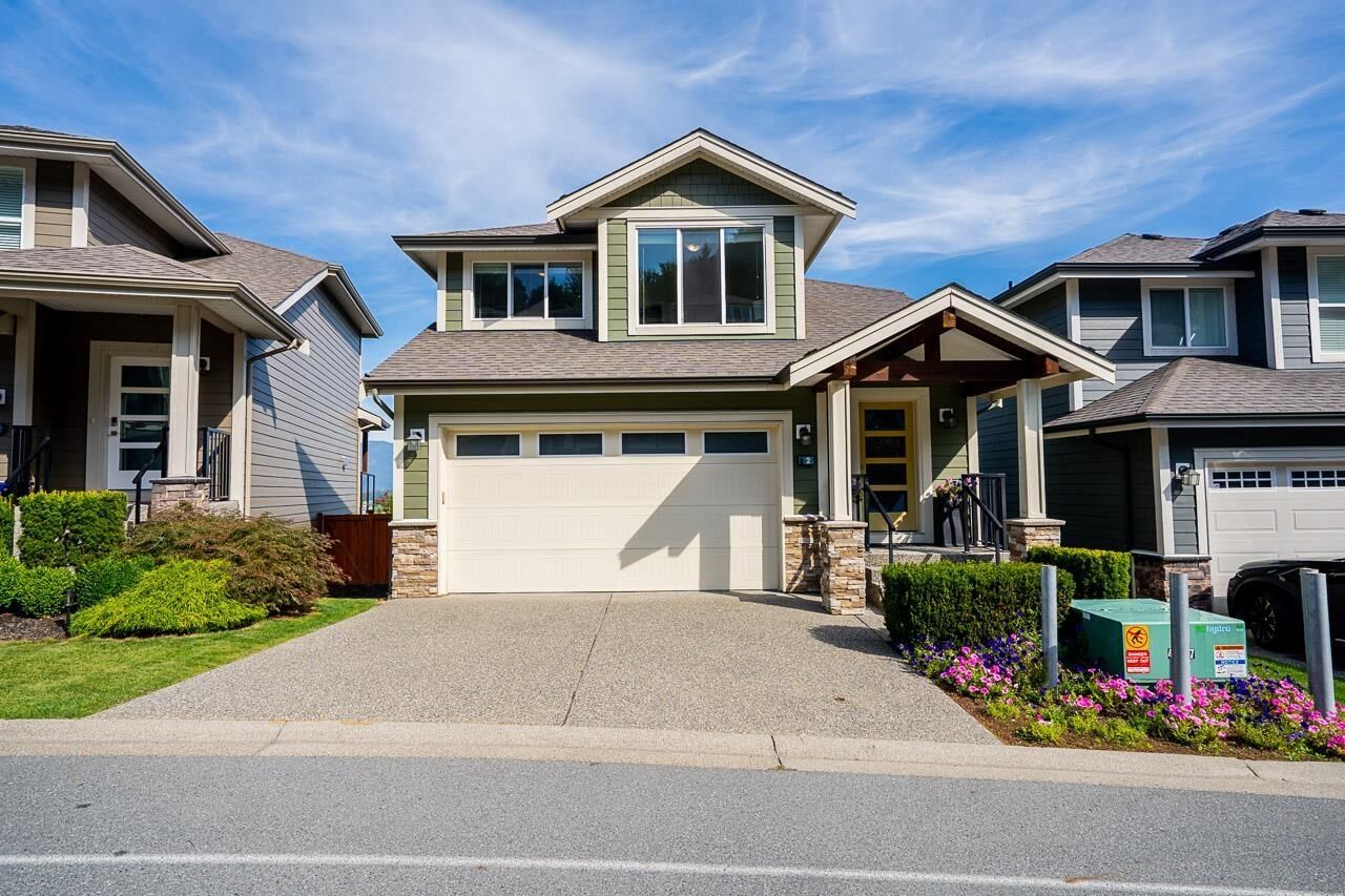 Property Photo:  50634 Ledgestone Place 2  BC V2P 0E7 