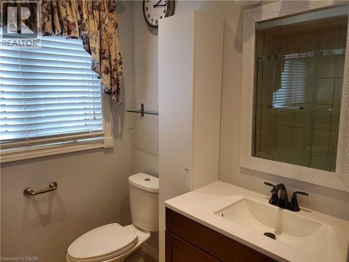 Property Photo:  14 Newdale Place  ON L6S 5Z2 
