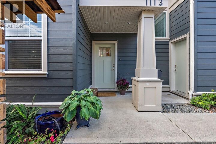 Property Photo: 1113 Lyall Street BC V9A 5G3