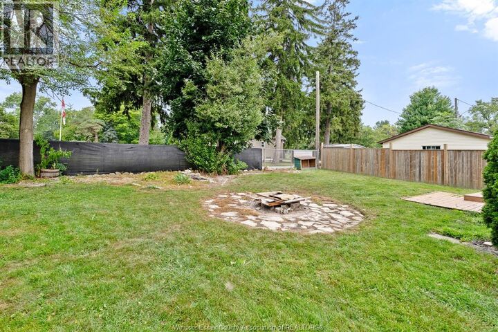 Property Photo:  58 McDonald Street  ON N9Y 2C3 