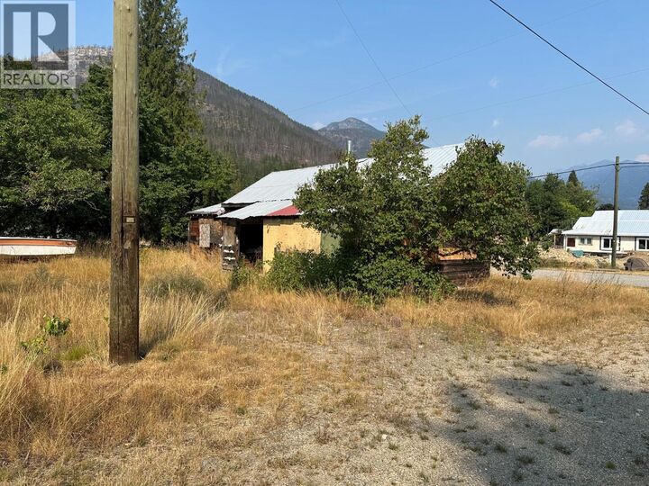 Property Photo:  315 Fletcher Avenue  BC V0G 2C0 