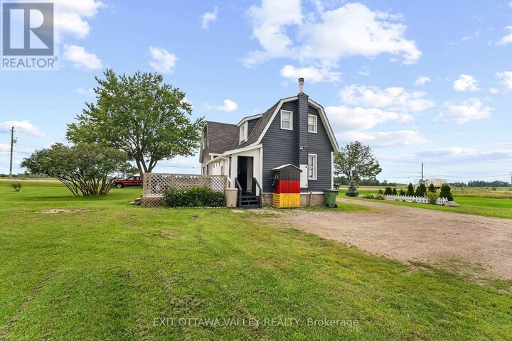 Property Photo: 38922 41 Highway ON K8A 6W4
