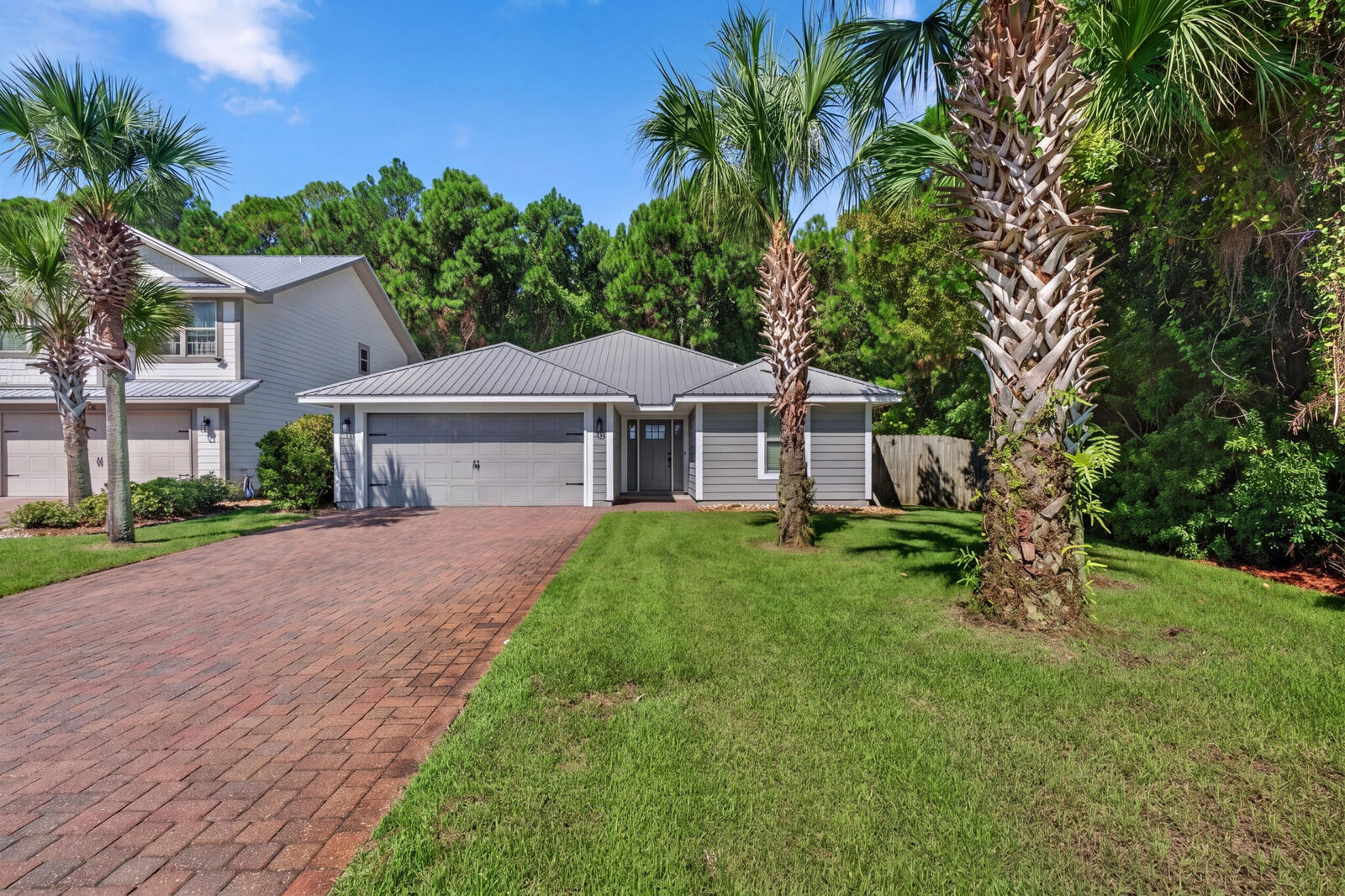 Property Photo: 40 Golden Eagle Court FL 32459