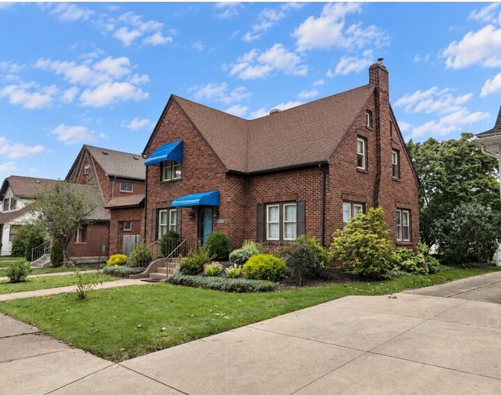 Property Photo:  629 Kahkwa Boulevard  PA 16505 