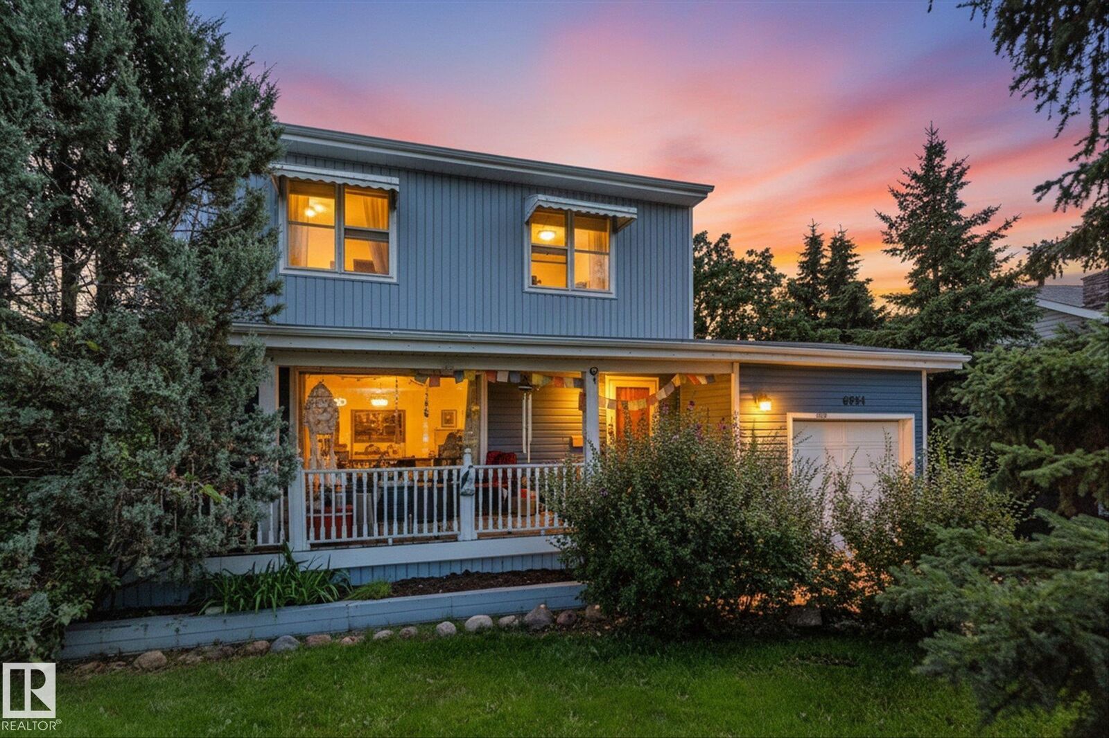 Property Photo:  6054 107A Street NW  AB T6H 2Y5 