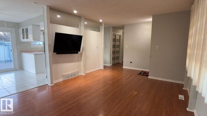 Property Photo:  13516 42 Street NW  AB T5A 2R3 