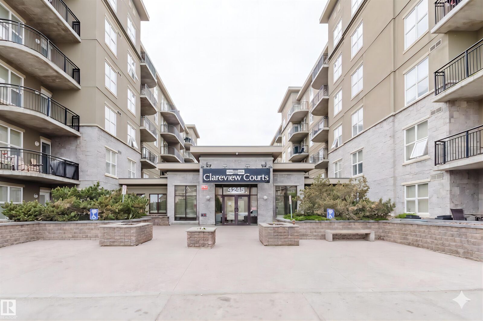 Property Photo:  4245 139 Avenue NW 1-405  AB T5Y 3E8 