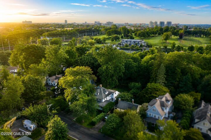Property Photo: 14 Highview Avenue CT 06830
