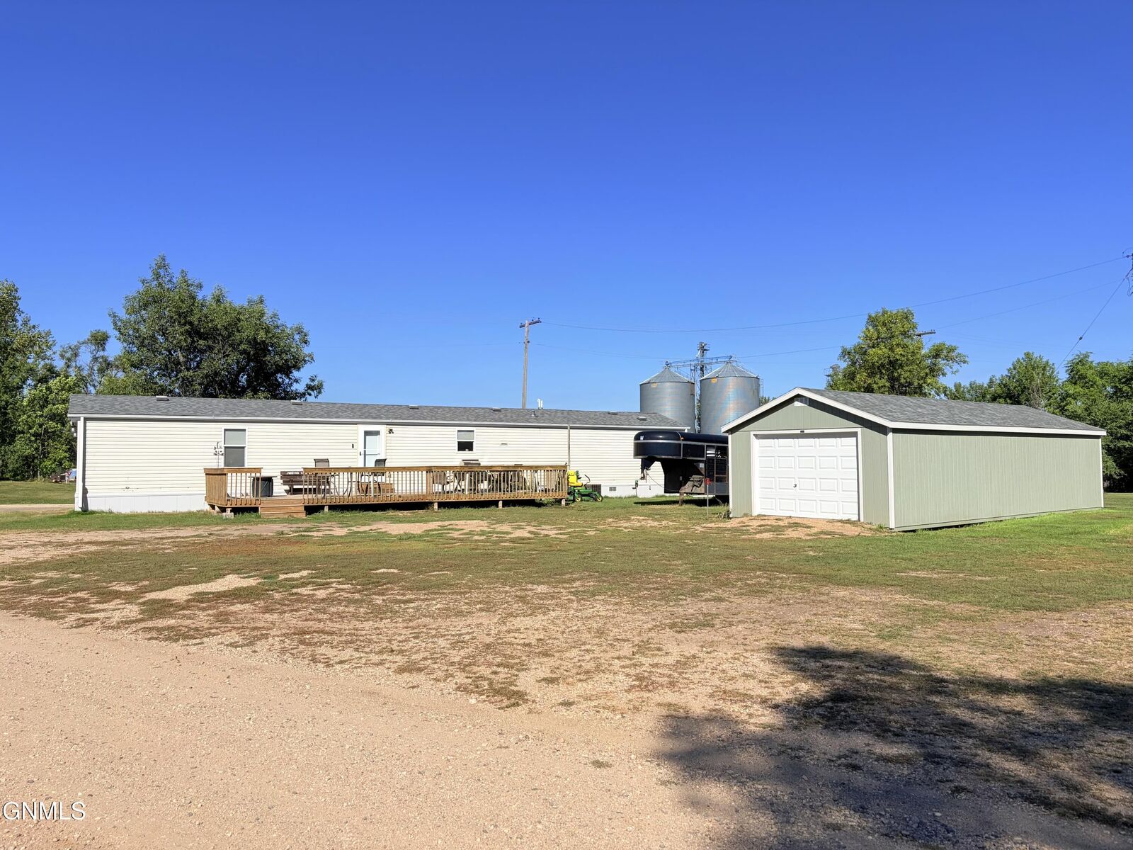 Property Photo:  105 State Street NE  ND 58467 