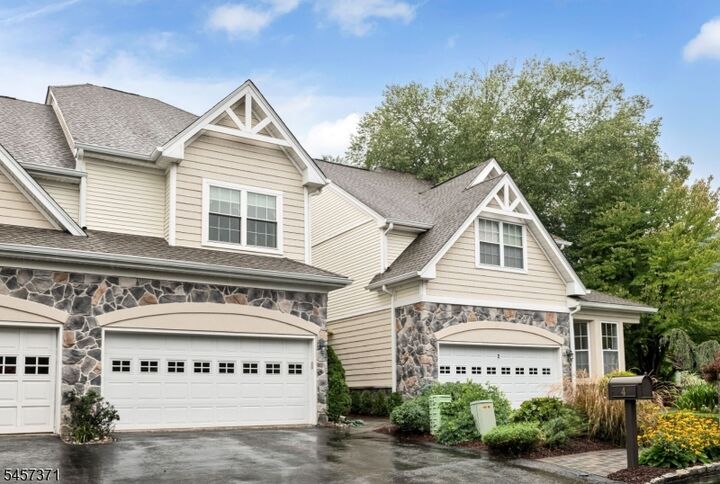 Property Photo: 4 Kingsley Evans Cir NJ 07436