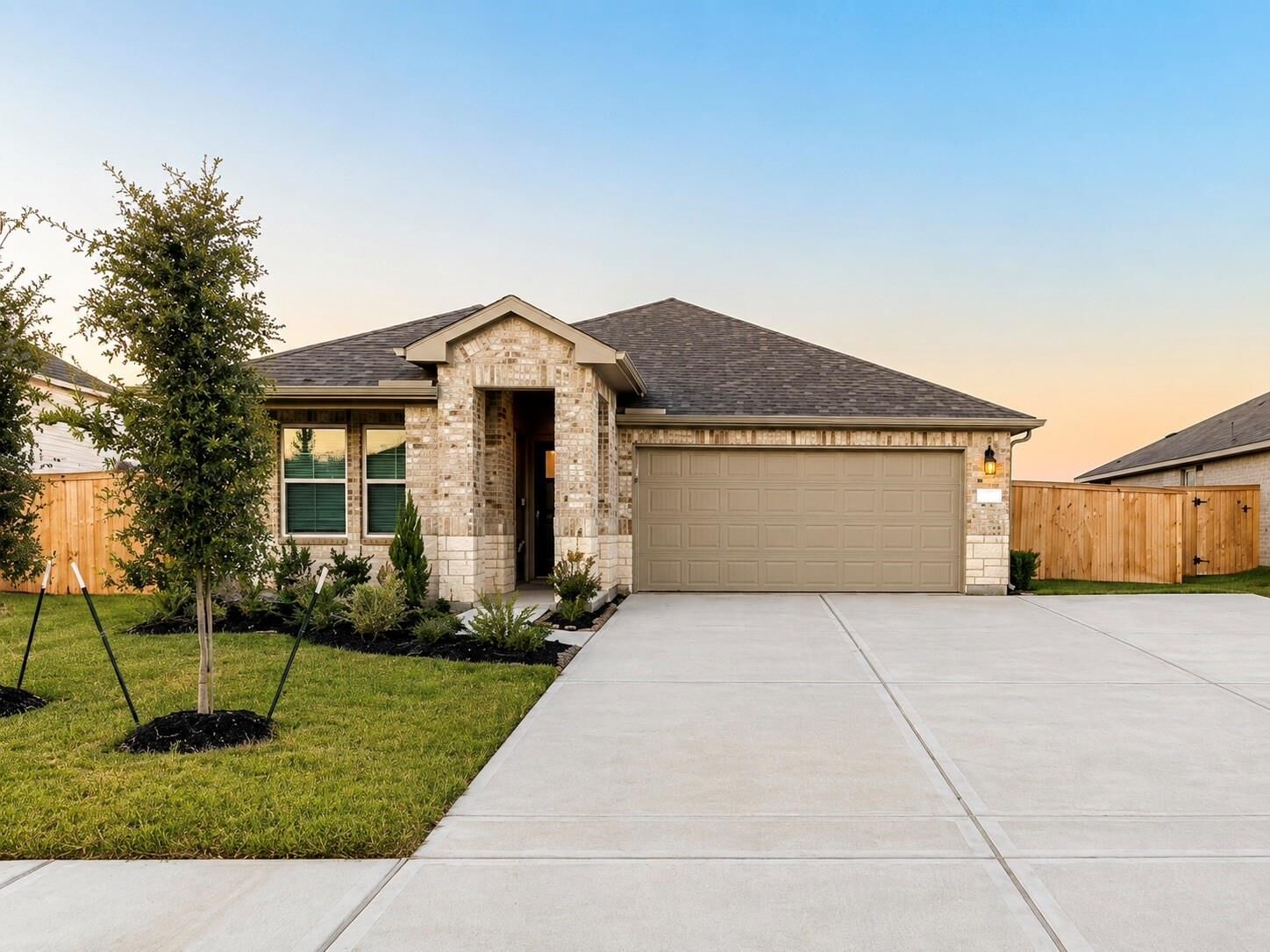 Property Photo:  8210 Blackwell Cove  TX 77523 