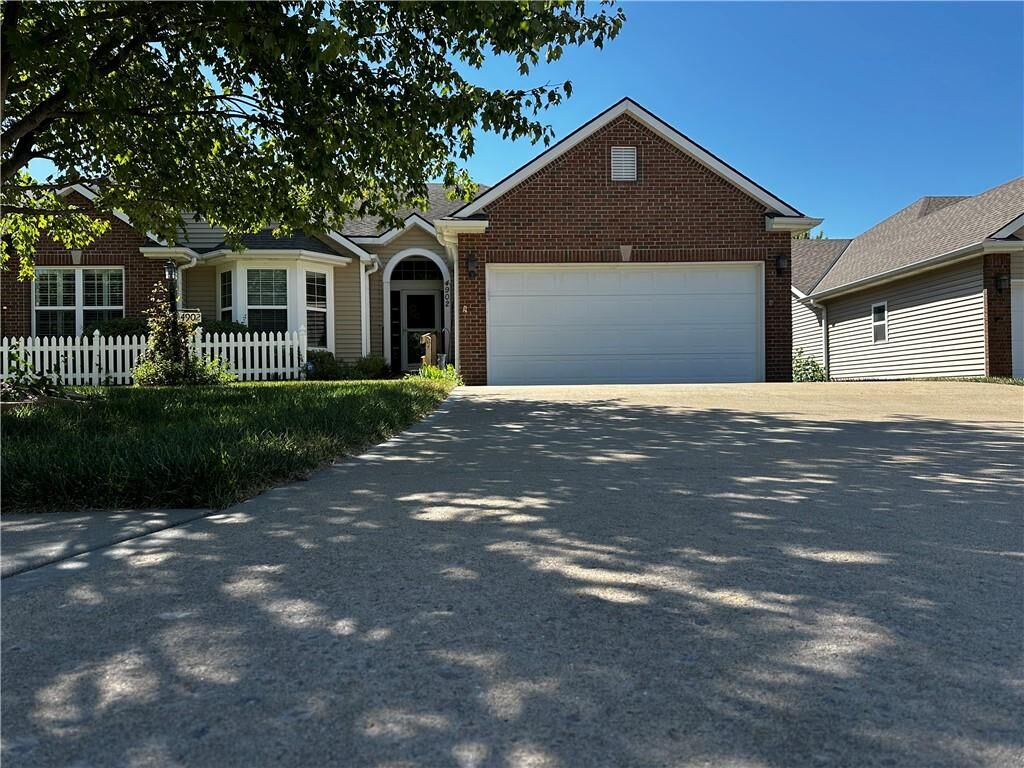 Property Photo: 4902 Kelsey Court MO 64506