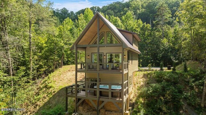 Property Photo:  1920 Smoky Cove Rd  TN 37876 