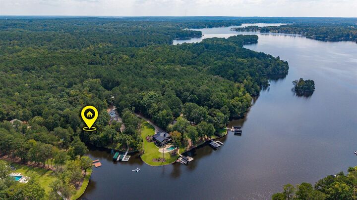 Property Photo: 1101 Katherine Lane GA 30642-0000