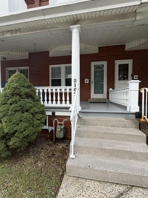 Property Photo:  2107 W Broad Street  PA 18018 