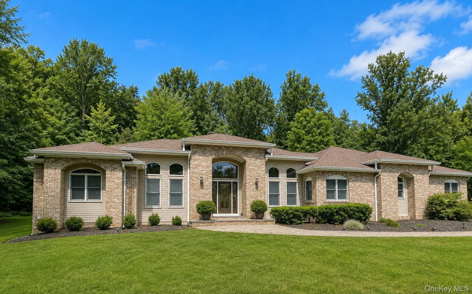 Property Photo:  6 Marycrest Road  NY 10994 