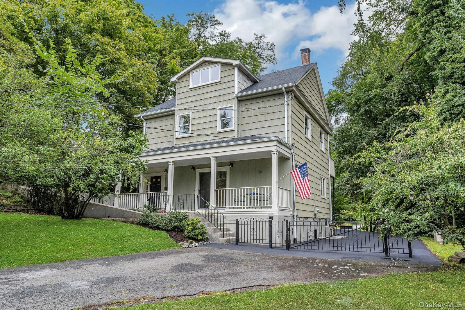 Property Photo:  156 Grove Street  NY 10591 
