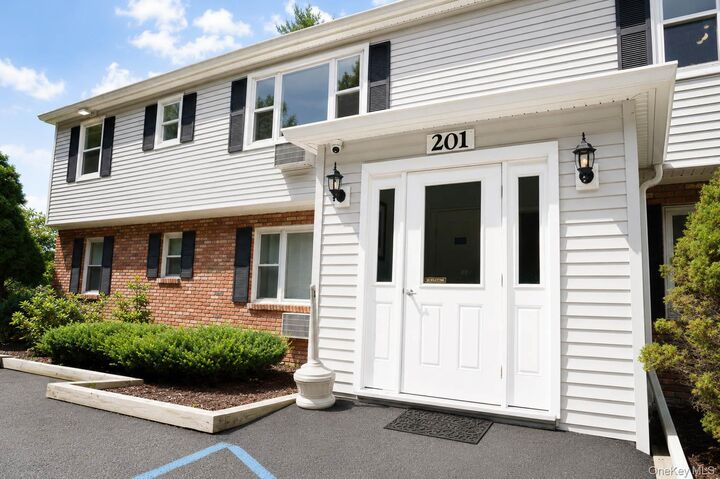 Property Photo:  201 Ludingtonville Road 2A  NY 12531 