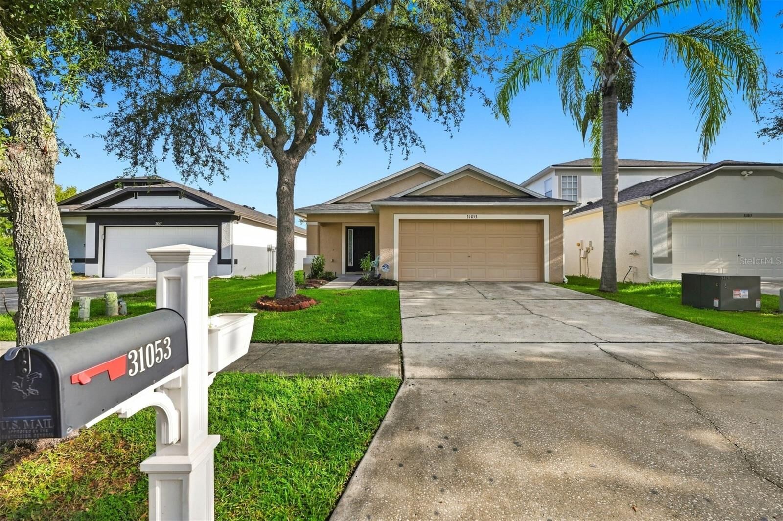 Property Photo:  31053 Tagus Loop  FL 33545 
